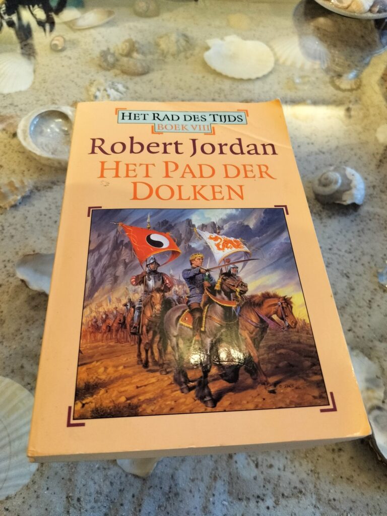 Robert Jordan - Het pad der Dolken - Rad des Tijds 8