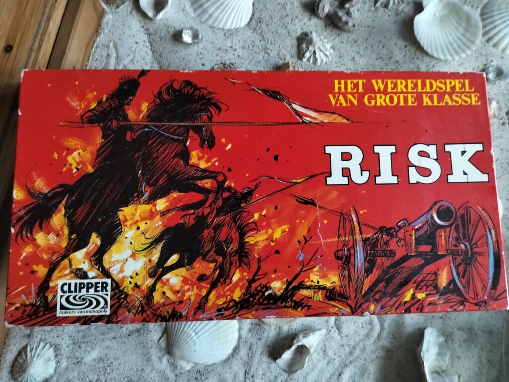 Risk - Clipper 1976 rode doos