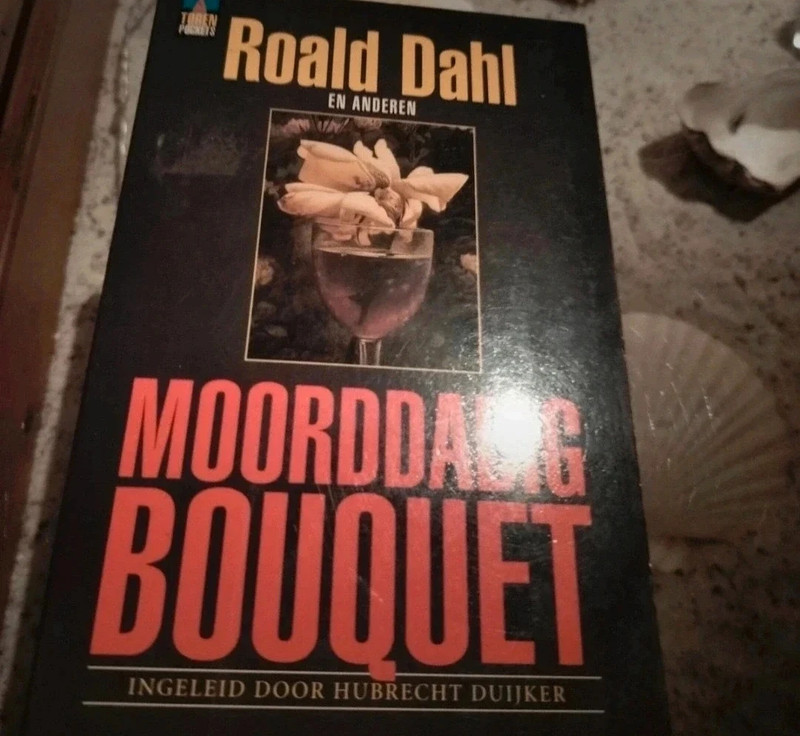 Moorddadig bouquet - Roald Dahl en anderen