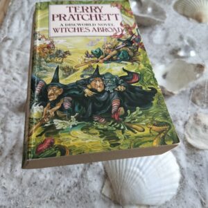 Terry Pratchett - Witches Abroad - Discworld