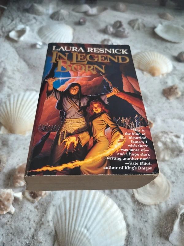 Laura Resnick - A legend born - English