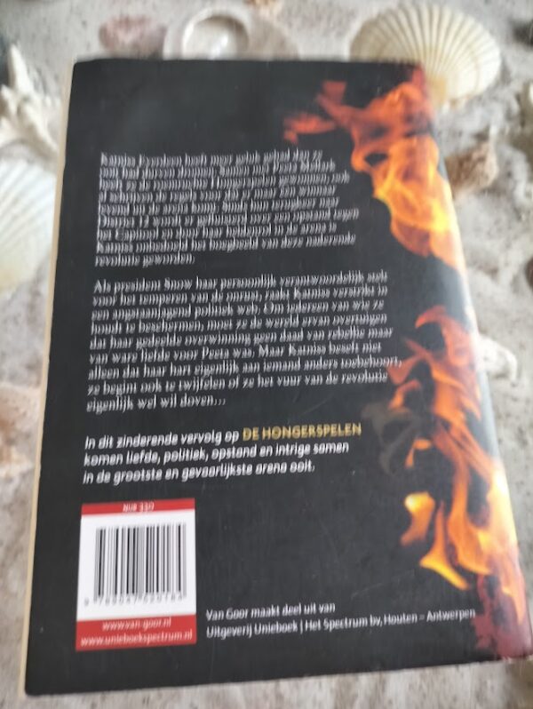 Suzanne Collins - Vlammen - Hongerspelen deel 2