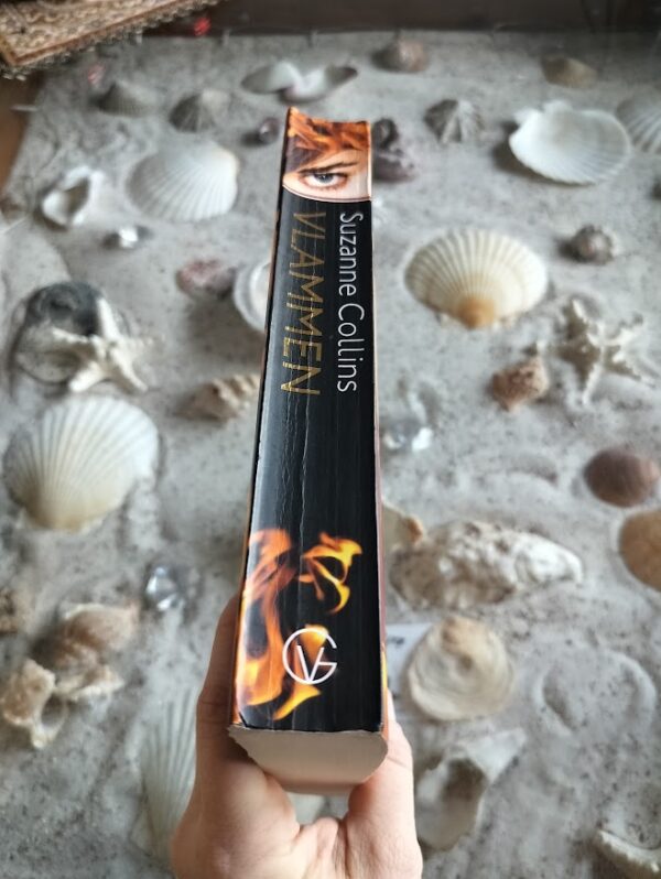 Suzanne Collins - Vlammen - Hongerspelen deel 2